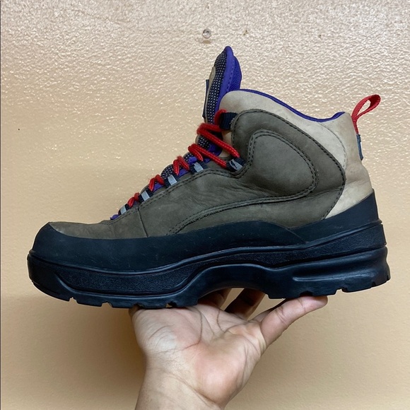 Vintage Tommy Hilfiger Men's Hiking Boots Brown Red Purple Black - Picture 5 of 16